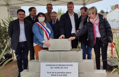 Pose de la première pierre de l&rsquo;Hôtel de Ville